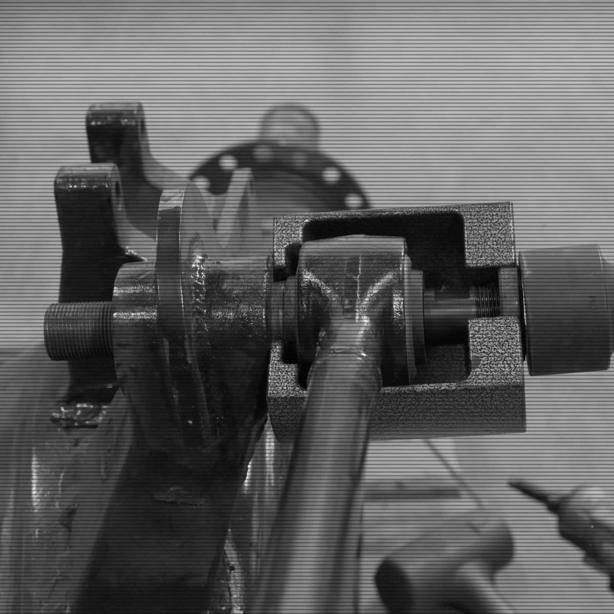 Tapered Torque Rod Puller – Tiger Tool